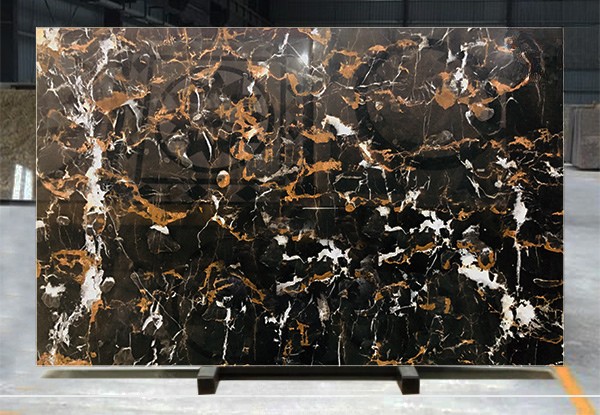 Đá Marble Đen Hoa Vàng