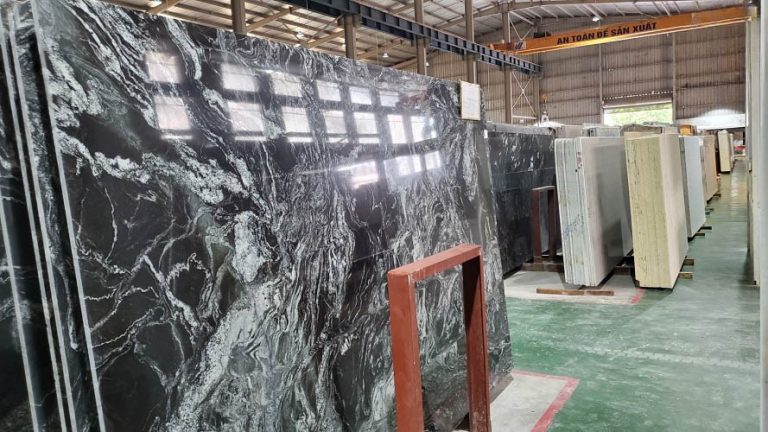 Đá Granite Black Forest – Đá hoa cương rừng đen